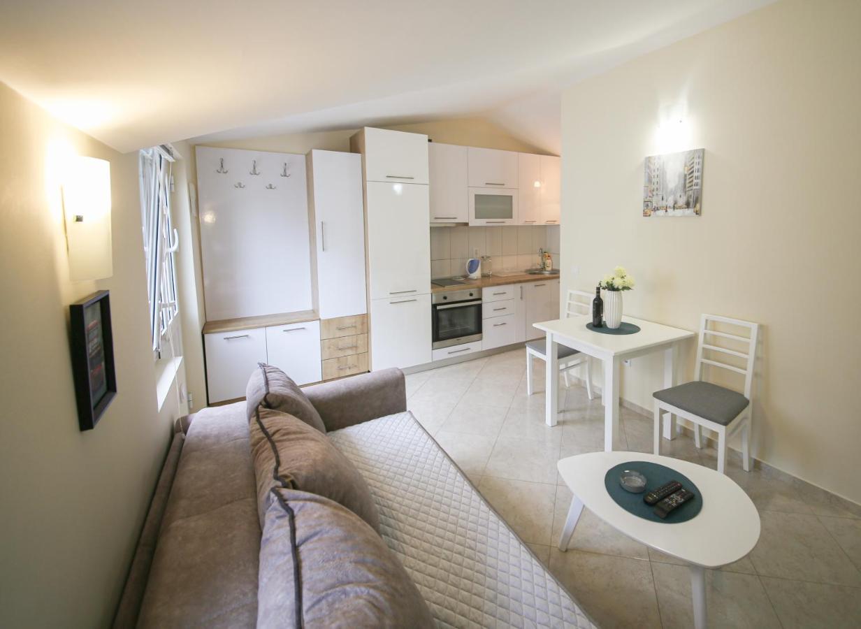 Goga Apartment Котор Екстер'єр фото